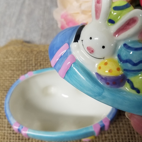Hallmark Ceramic Easter Egg Car Trinket Box - Picture 8 of 10